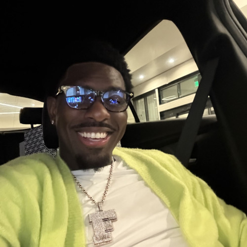 Seven M. profile photo