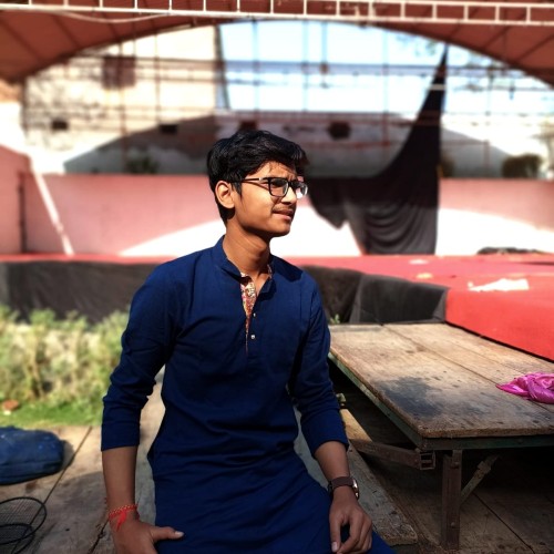 Dhruv R.
