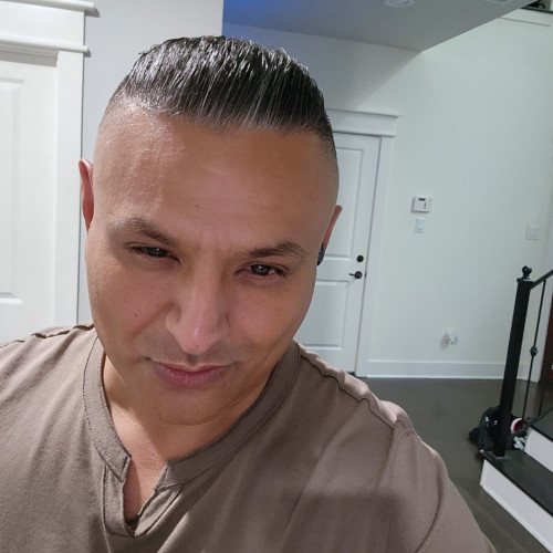 J R R. profile photo