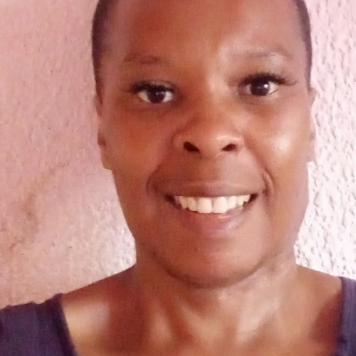 Dee M.