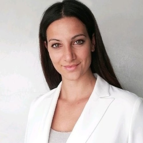 Valeria P.
