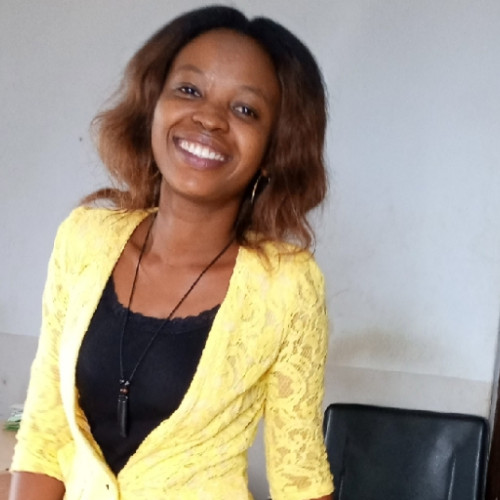 Esther O. profile photo