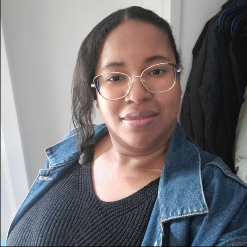 Ajia H. profile photo