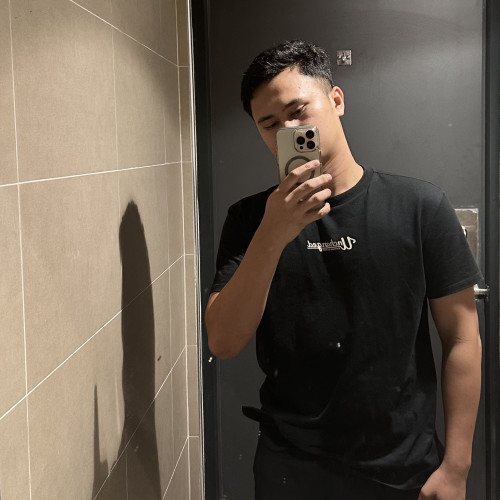 Azi  B. profile photo