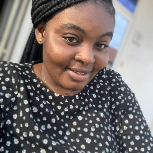 Lawrencia B. profile photo