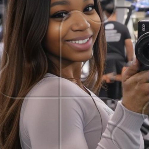 MIRA G. profile photo