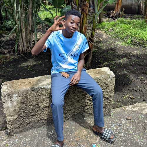 azizi t. profile photo