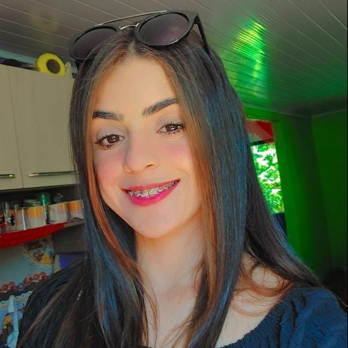 Ari B.