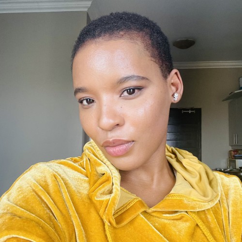 Karabo  M.