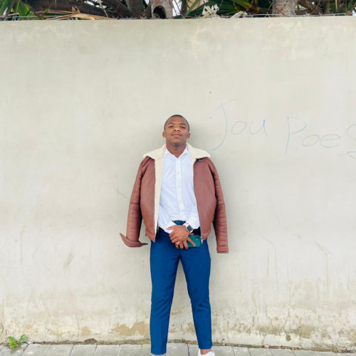 Mandiluve  V. profile photo