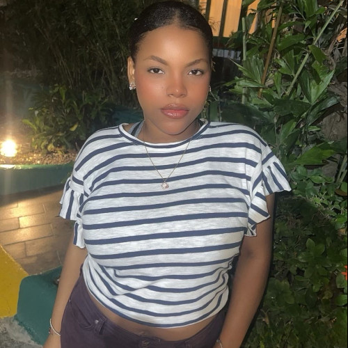 perla j. profile photo