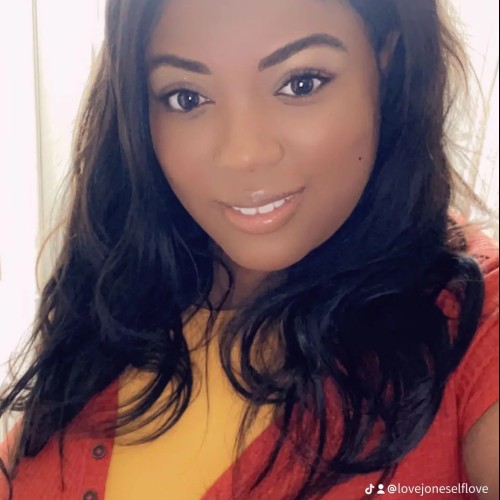 Crystal  H. profile photo