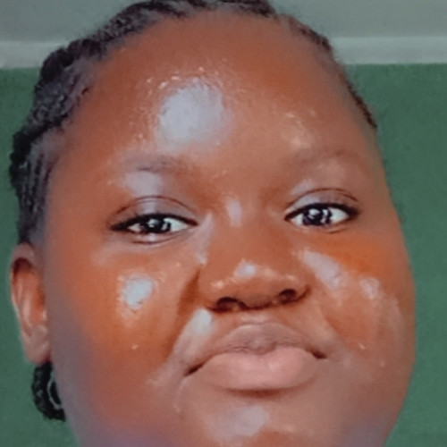 Lizzy  M. profile photo