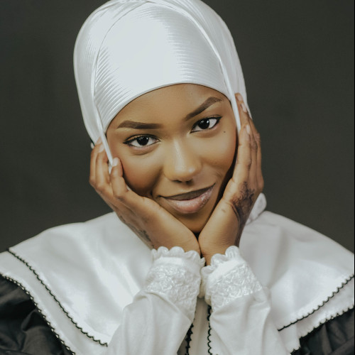 Amina B.