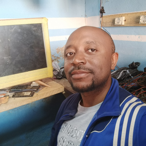 hyacinthe w. profile photo