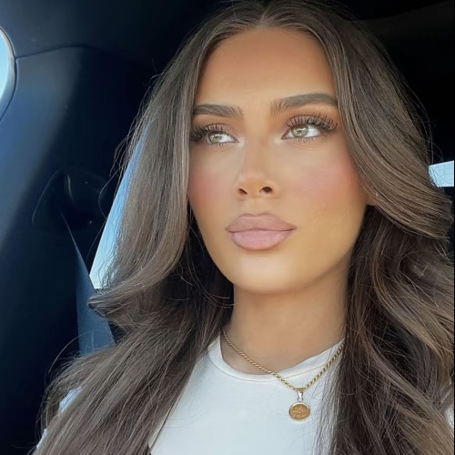 Yasmina H.