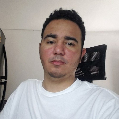 LUIS D.