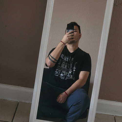 Erick R. profile photo