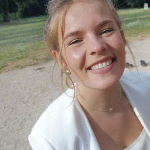 Naémie D.