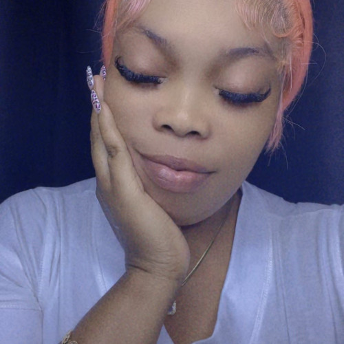 Onique B. profile photo