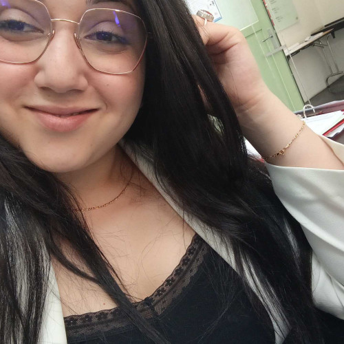 vareli n. profile photo