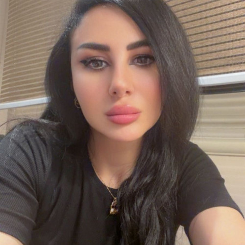 Monia M. profile photo