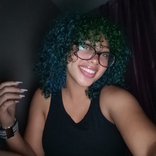 Jade V.