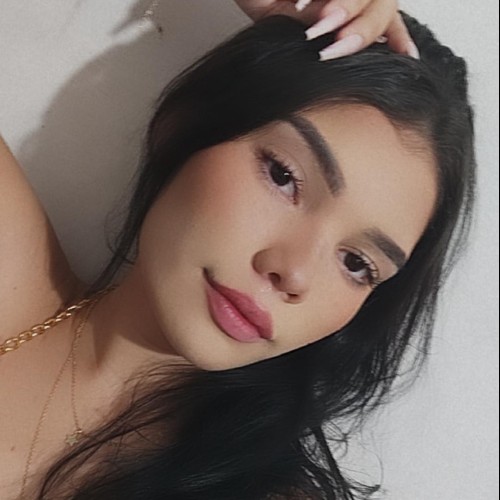 Mariane C.