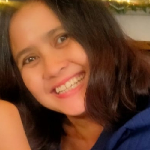 LUSIA RENITA Y. profile photo