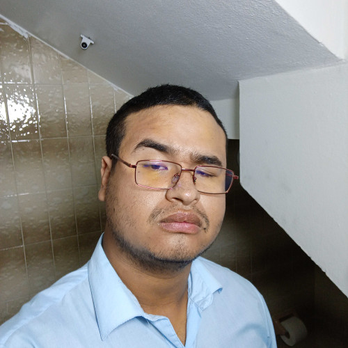 Leonardo L.