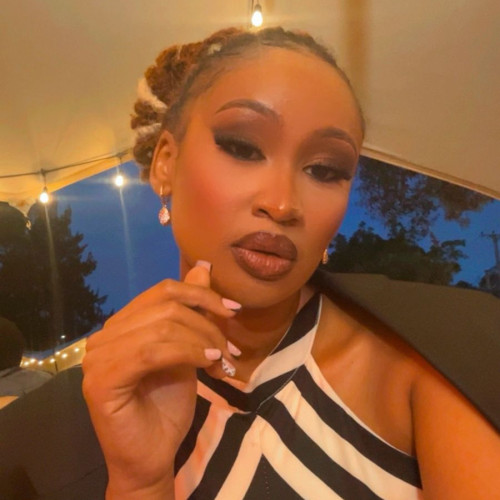 Ivy W. profile photo
