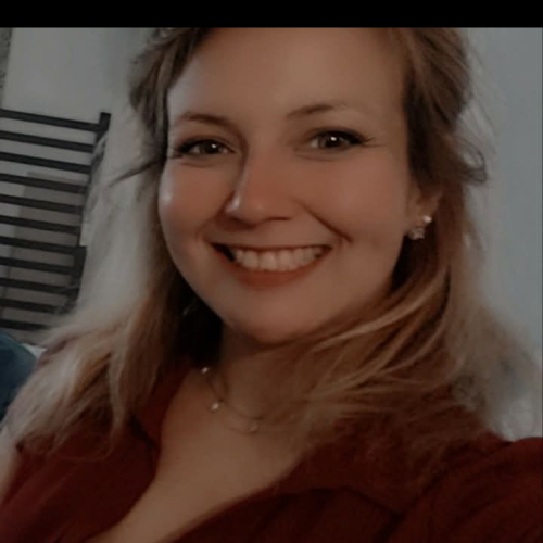 Loni L. profile photo