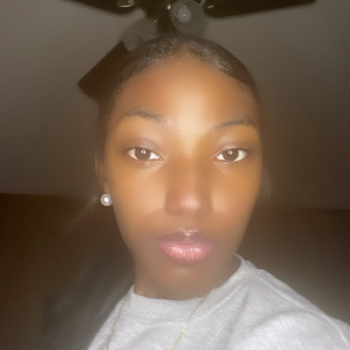 TyKirra W. profile photo
