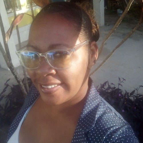 Carolyn R.