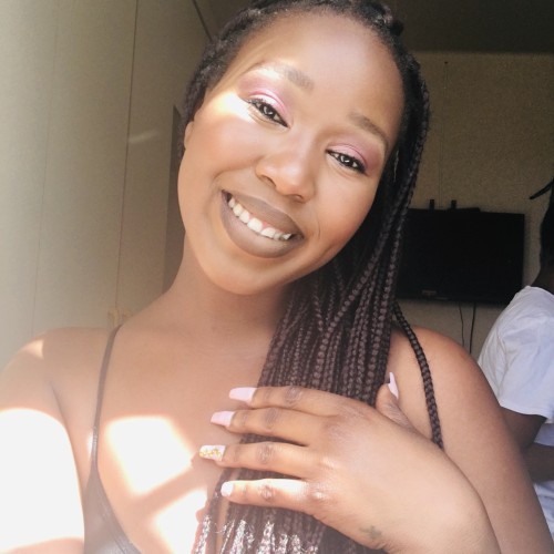 Lisakhanya N.
