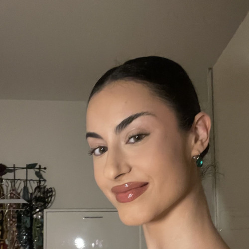 Erasmia V. profile photo