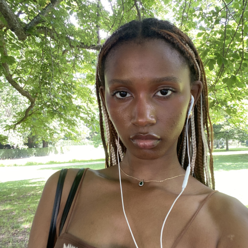 Manou f. profile photo