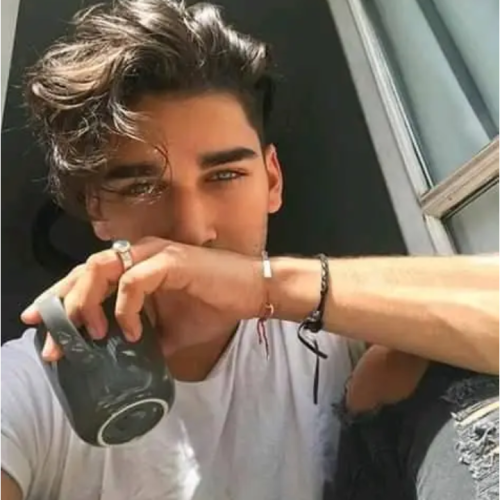 Felix K.
