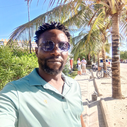 uneze N. profile photo