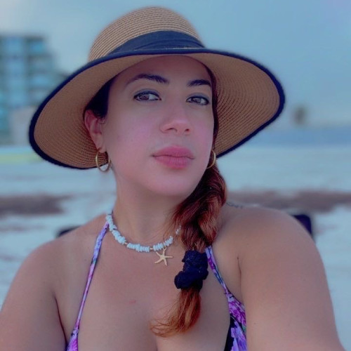 Stephanie v. profile photo