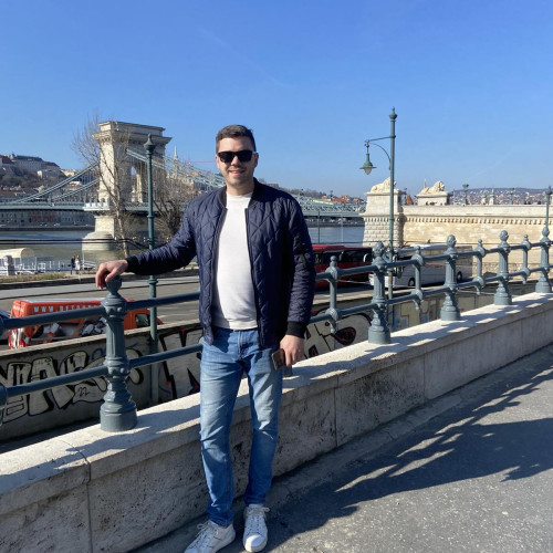 Milos G. profile photo