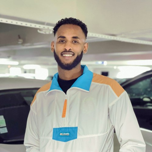 Yonis R. profile photo