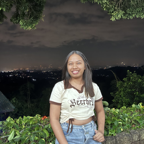 Krizza B. profile photo