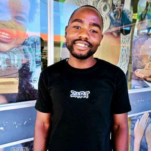 Nhlalwenhle B. profile photo