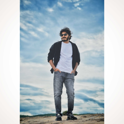 vinodh v. profile photo