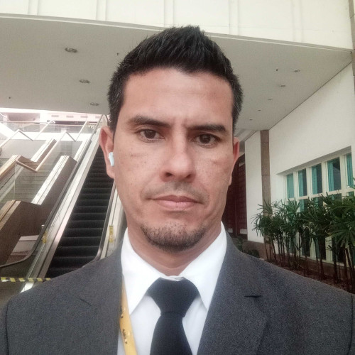 Vicente R. profile photo