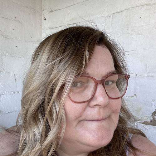 Julie S. profile photo