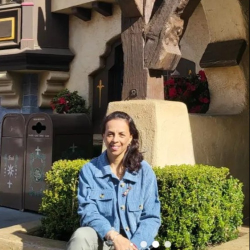 Claudia B. profile photo