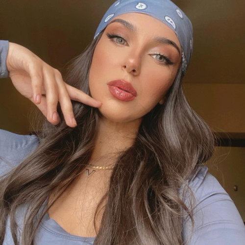 Imane B.