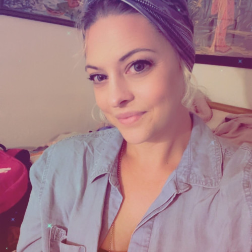 Debbie M. profile photo